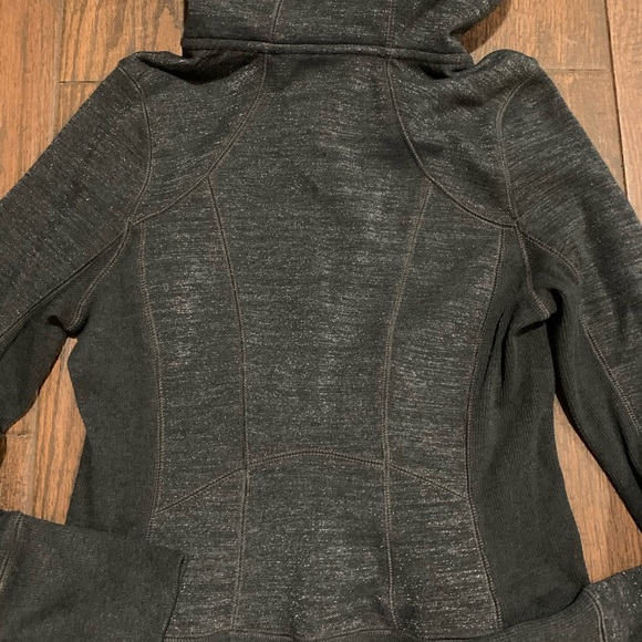 Zella Warm Hoddie - Picture 4 of 6